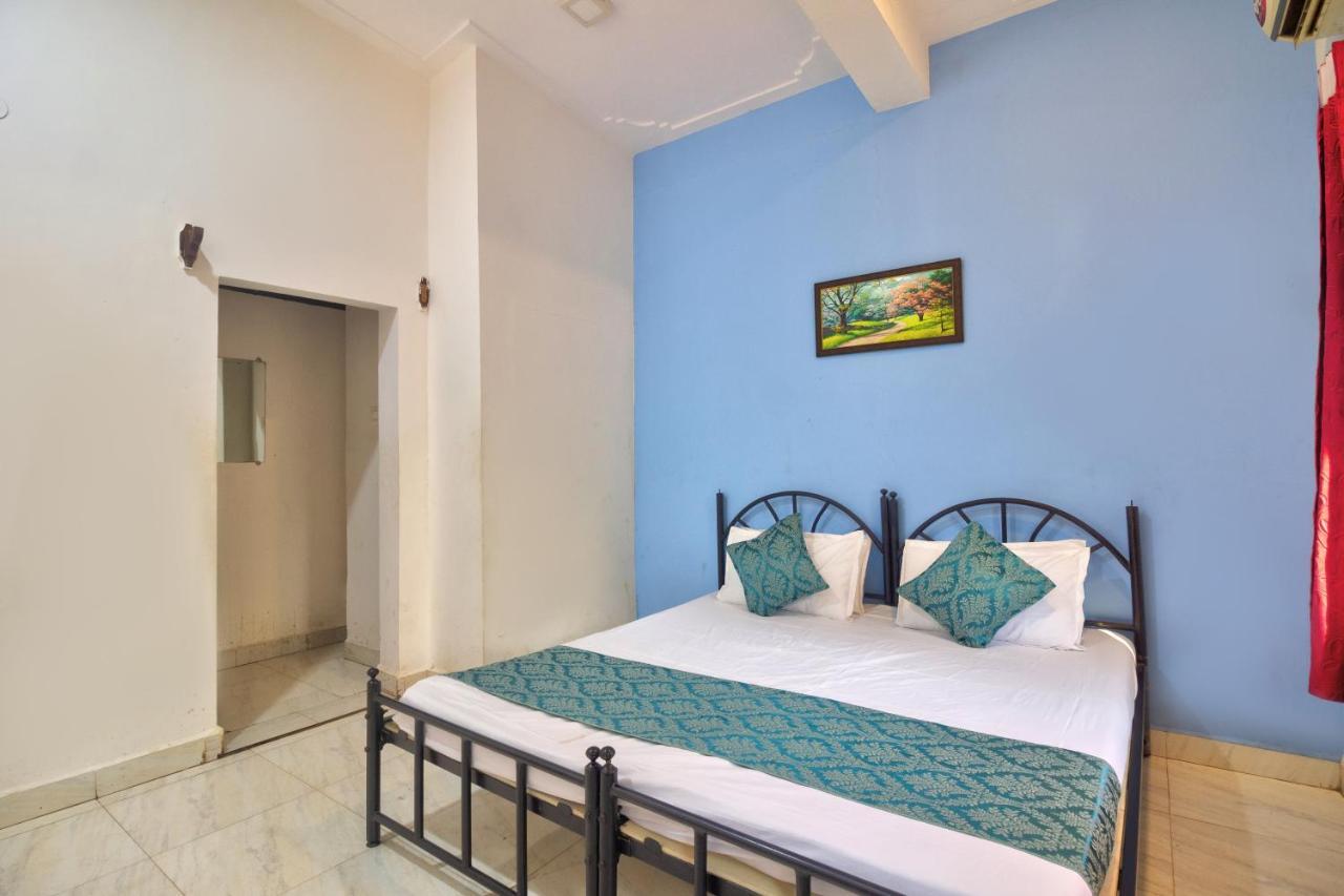 Hotel Walking 2 beach Calangute Buitenkant foto